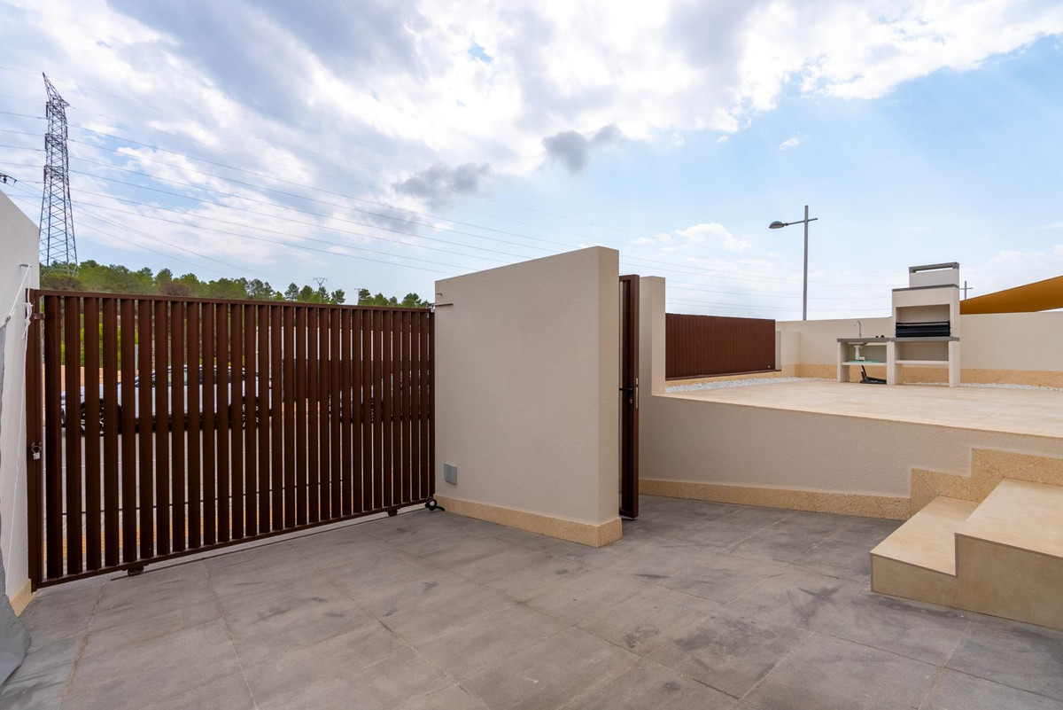 Se vende Bungalow de 2 dormitorios en Costa Blanca, Alicante, España