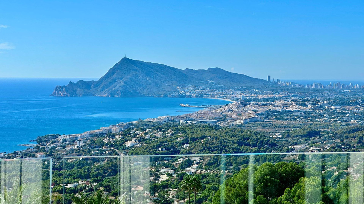 4 Bed Townhouse for sale in Altea Costa Blanca, Alicante, Spain