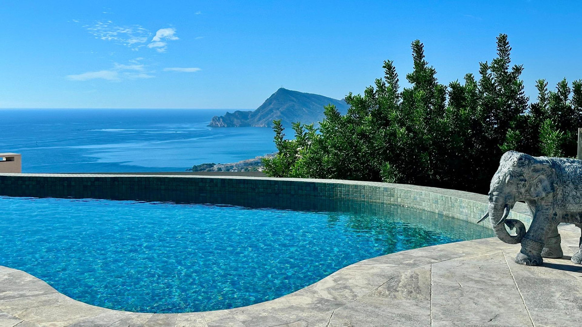 4 Bed Townhouse for sale in Altea Costa Blanca, Alicante, Spain