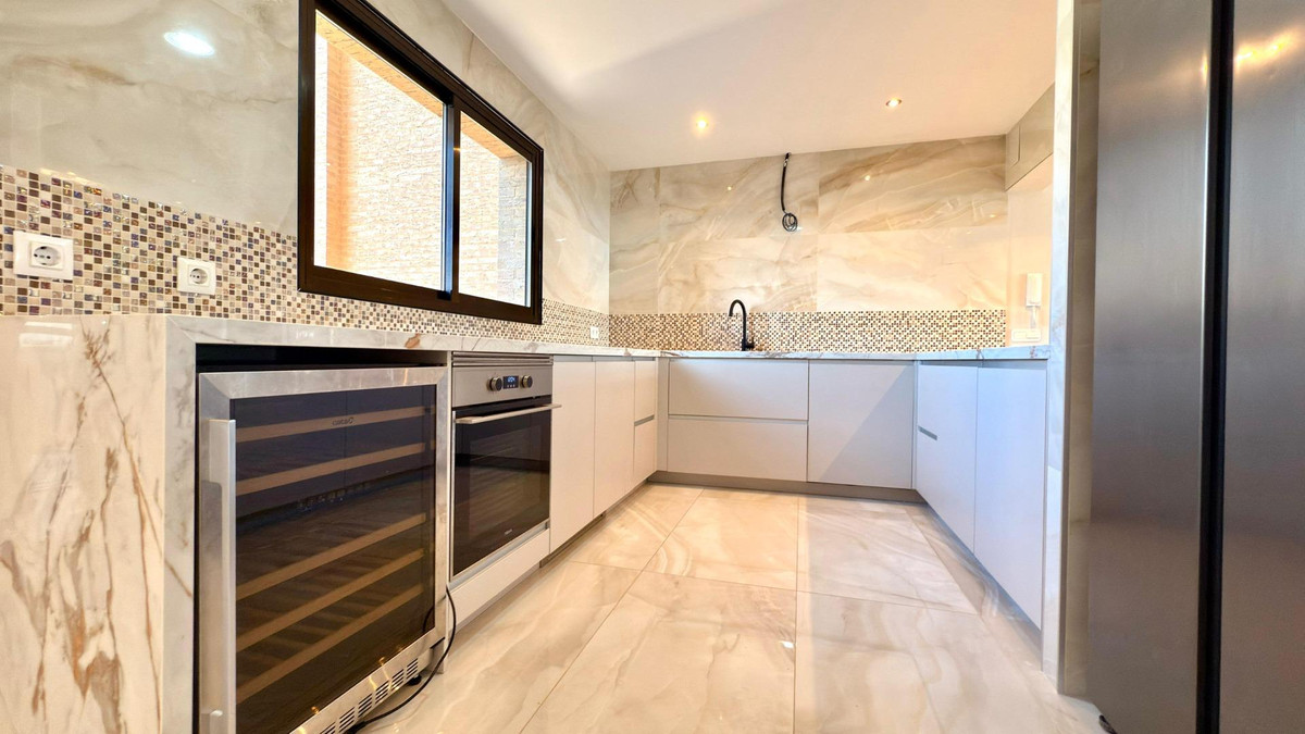 Se vende Apartamento Planta Media de 4 dormitorios en Costa Blanca, Alicante, España