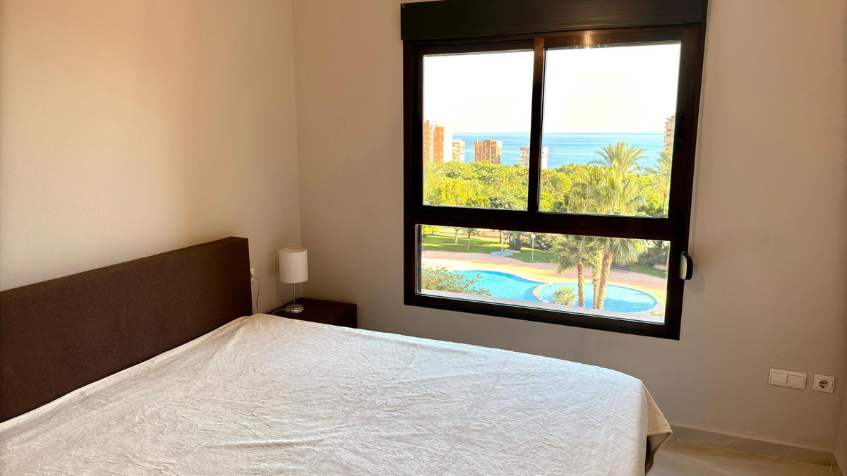 Se vende Apartamento Planta Media de 4 dormitorios en Costa Blanca, Alicante, España