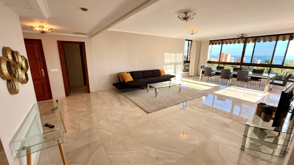 Se vende Apartamento Planta Media de 4 dormitorios en Costa Blanca, Alicante, España