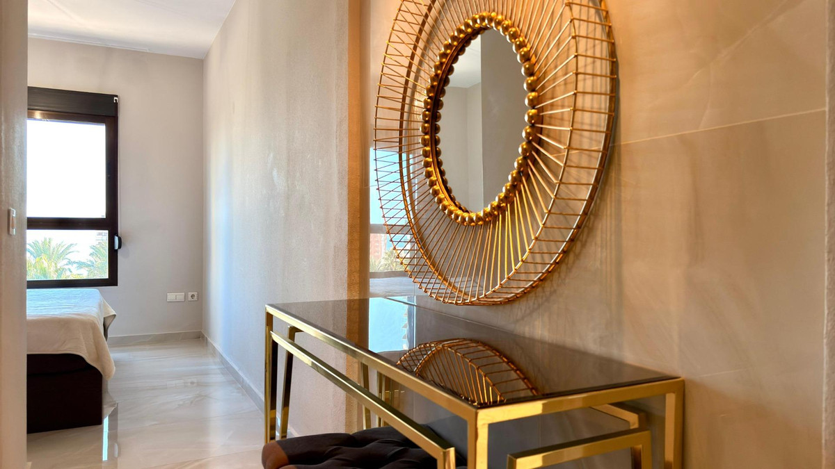 Se vende Apartamento Planta Media de 4 dormitorios en Costa Blanca, Alicante, España