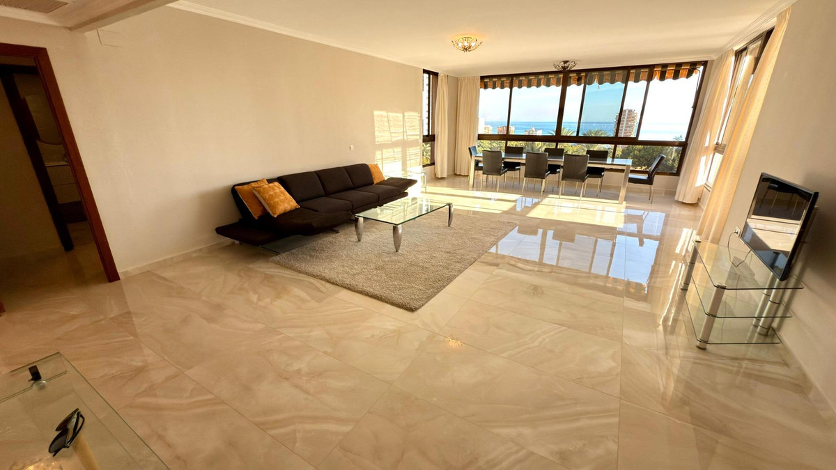 Se vende Apartamento Planta Media de 4 dormitorios en Costa Blanca, Alicante, España