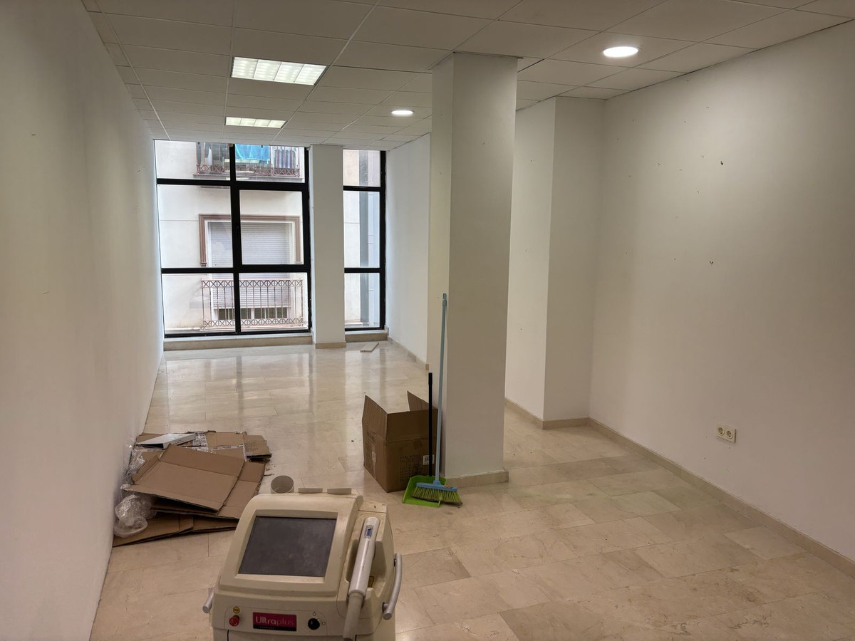 7 Bed Commercial unit for sale in Fuengirola Costa Del Sol, Málaga, Spain
