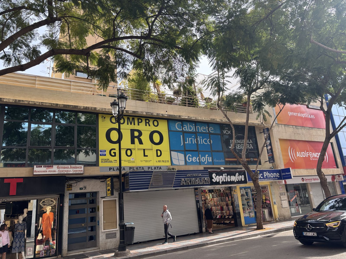 7 Bed Commercial unit for sale in Fuengirola Costa Del Sol, Málaga, Spain
