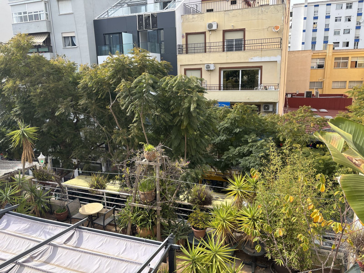 7 Bed Commercial unit for sale in Fuengirola Costa Del Sol, Málaga, Spain