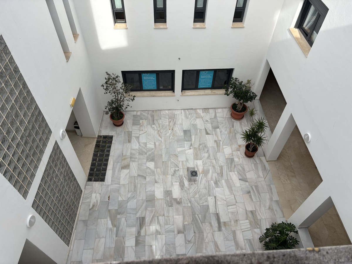 7 Bed Commercial unit for sale in Fuengirola Costa Del Sol, Málaga, Spain