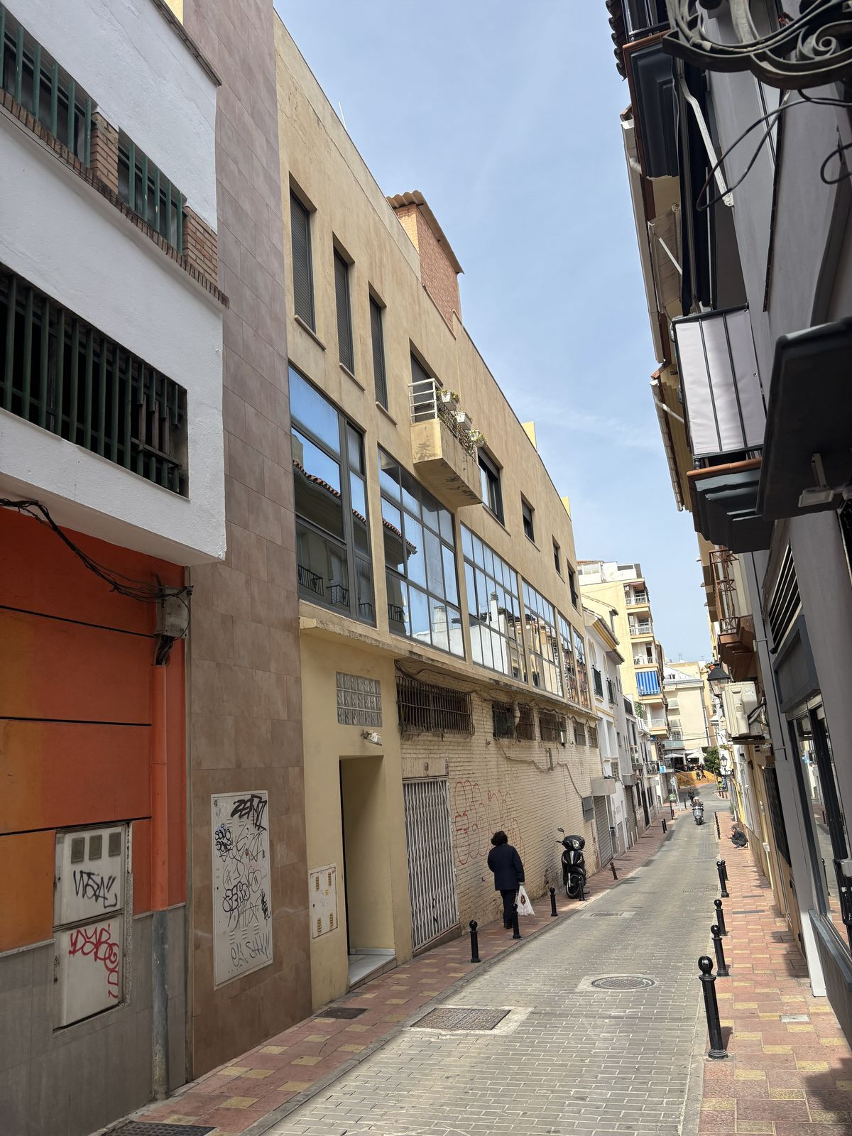 7 Bed Commercial unit for sale in Fuengirola Costa Del Sol, Málaga, Spain