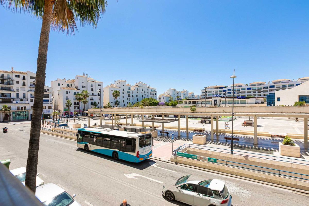 Se vende Apartamento Planta Media de 2 dormitorios en Costa Del Sol, Málaga, España
