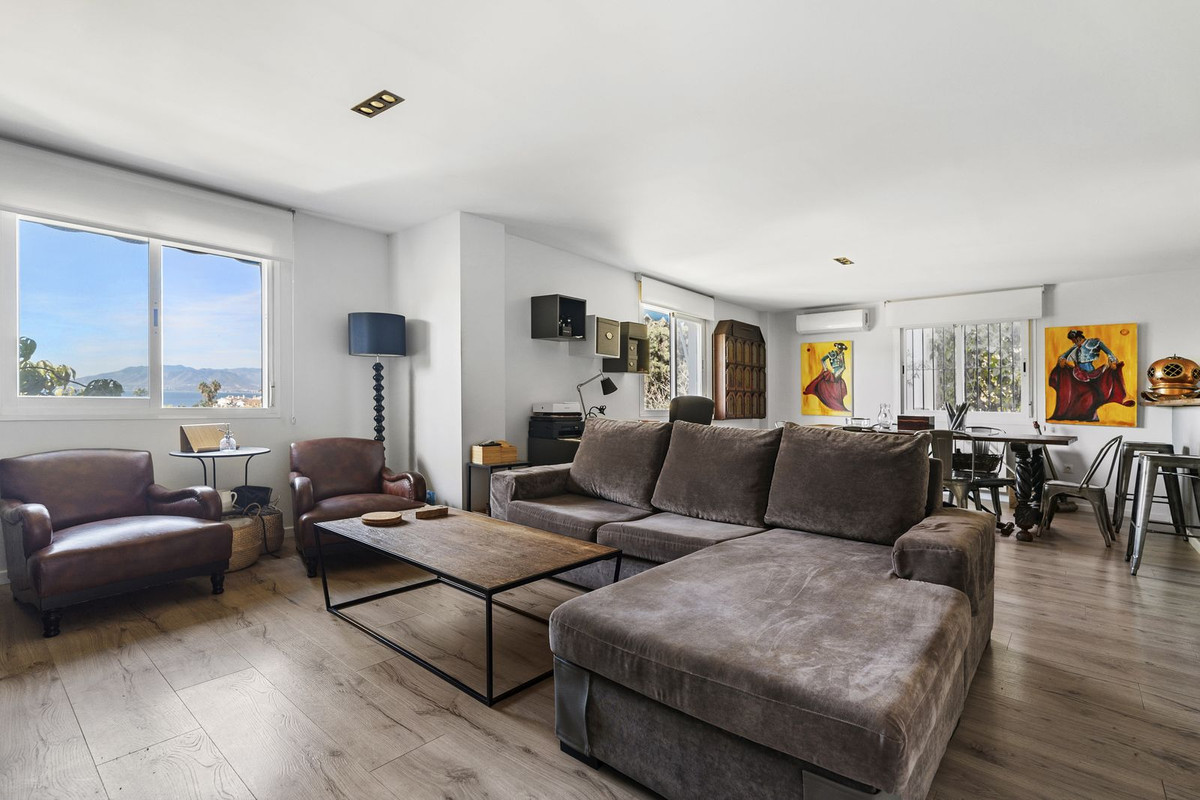 8 Bed Townhouse for sale in El Candado Málaga Ciudad, Málaga, Spain