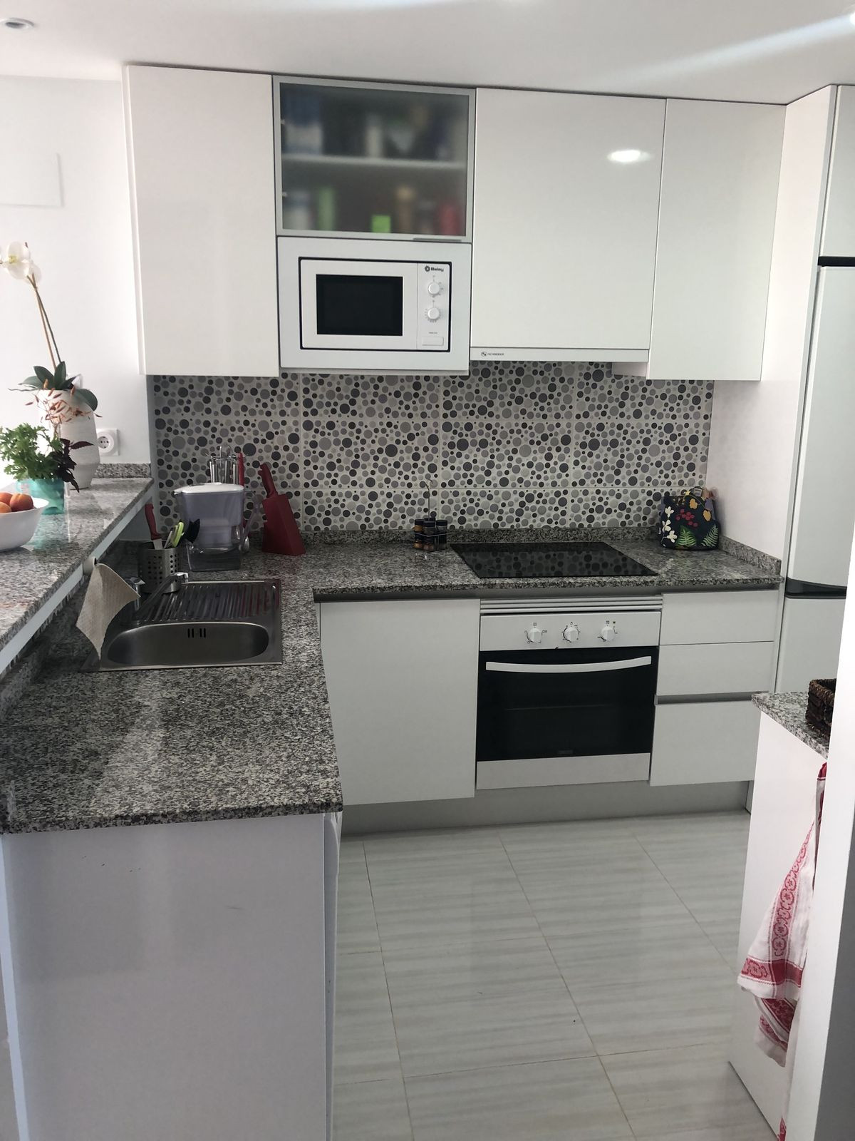 2 Bed Apartment for sale in La Ciñuelica Costa Blanca, Alicante, Spain