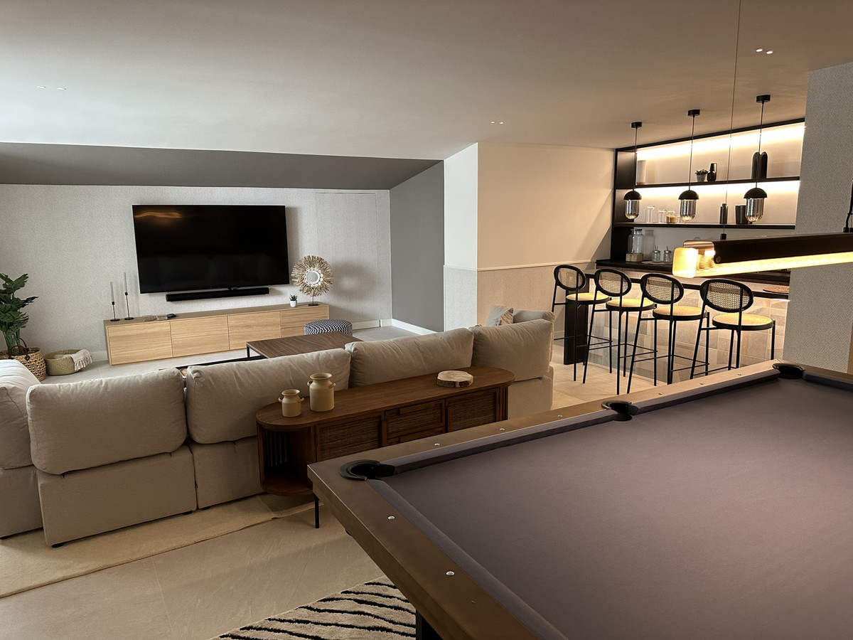 Se vende Villa - Chalet de 5 dormitorios en Costa Del Sol, Málaga, España