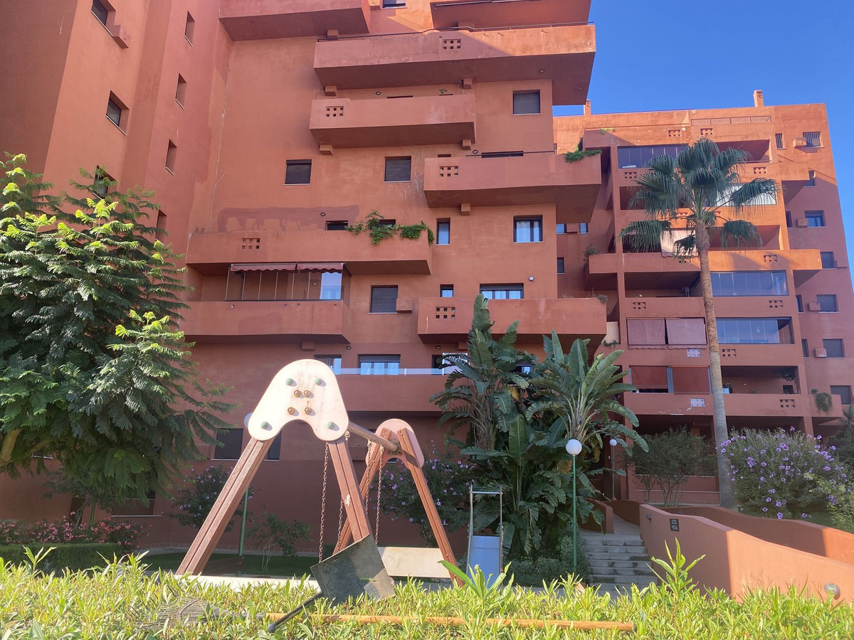 3 Bed Apartment for sale in Estepona Costa Del Sol, Málaga, Spain