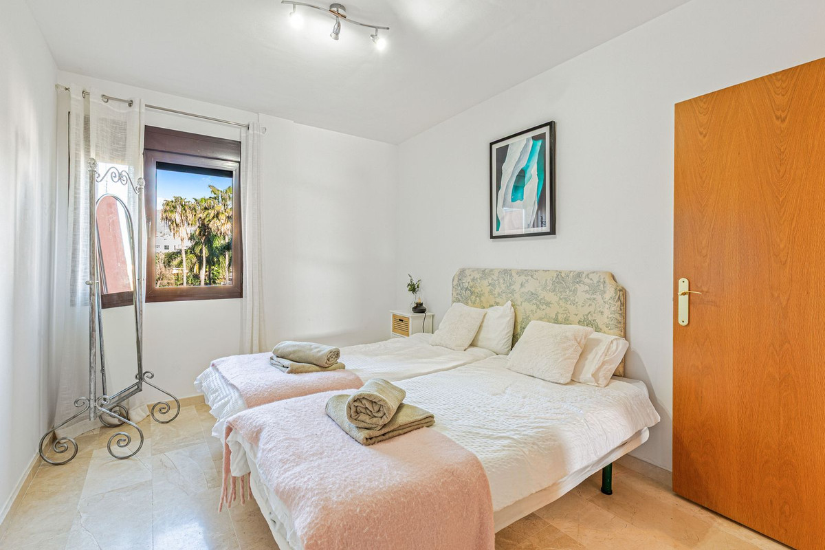 3 Bed Apartment for sale in Estepona Costa Del Sol, Málaga, Spain