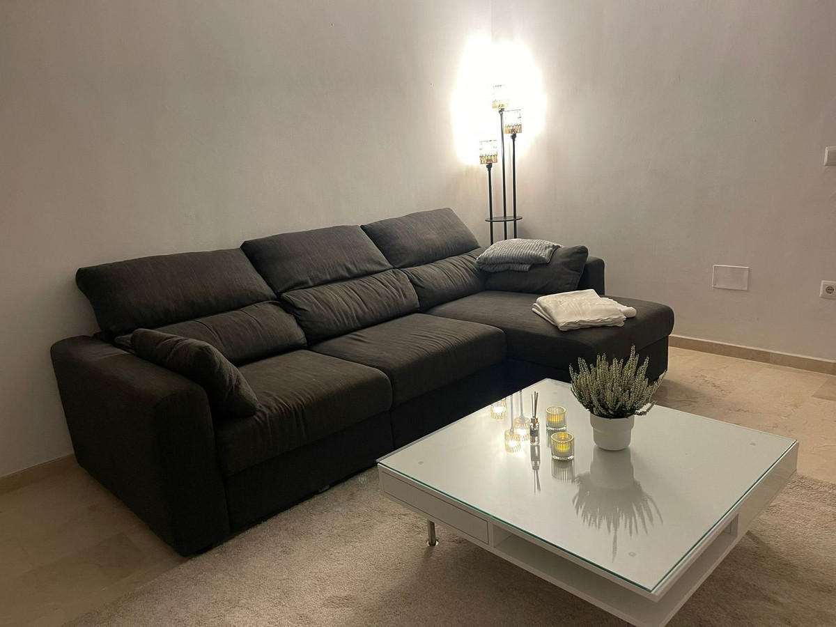 3 Bed Apartment for sale in Estepona Costa Del Sol, Málaga, Spain