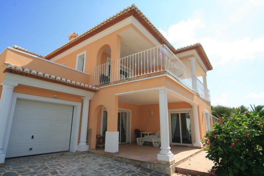 4 Bed Townhouse for sale in Moraira Costa Blanca, Alicante, Spain