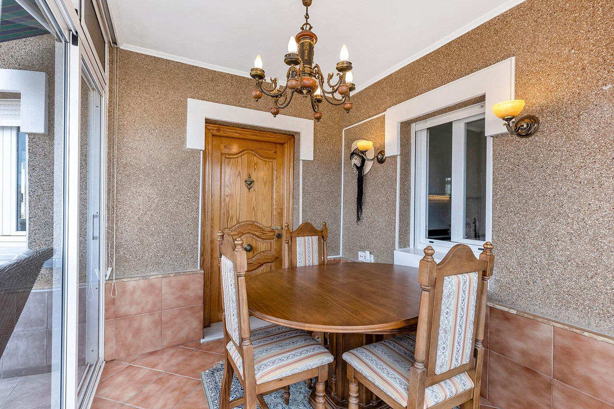 5 Bed Townhouse for sale in Torrevieja Costa Blanca, Alicante, Spain