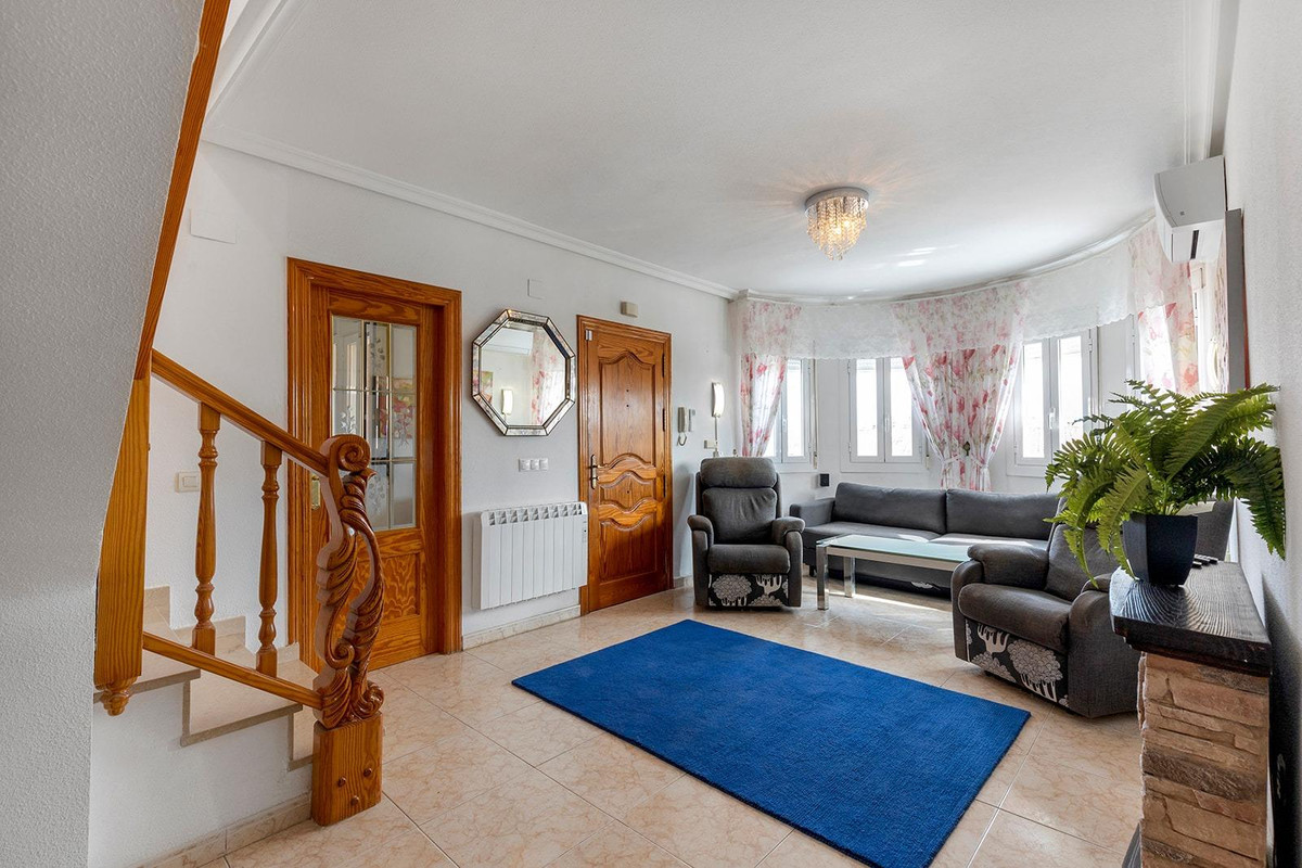 5 Bed Townhouse for sale in Torrevieja Costa Blanca, Alicante, Spain