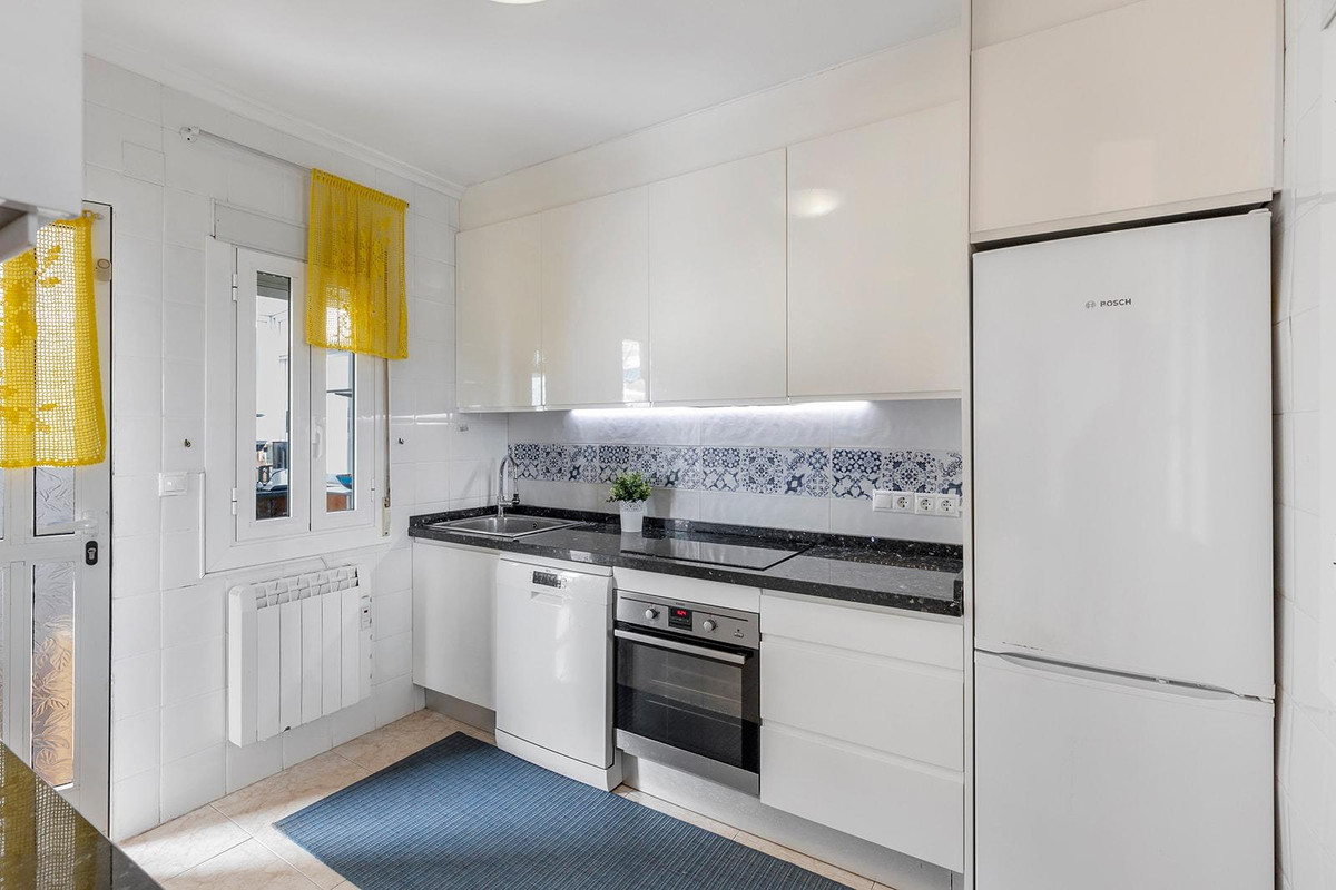 5 Bed Townhouse for sale in Torrevieja Costa Blanca, Alicante, Spain