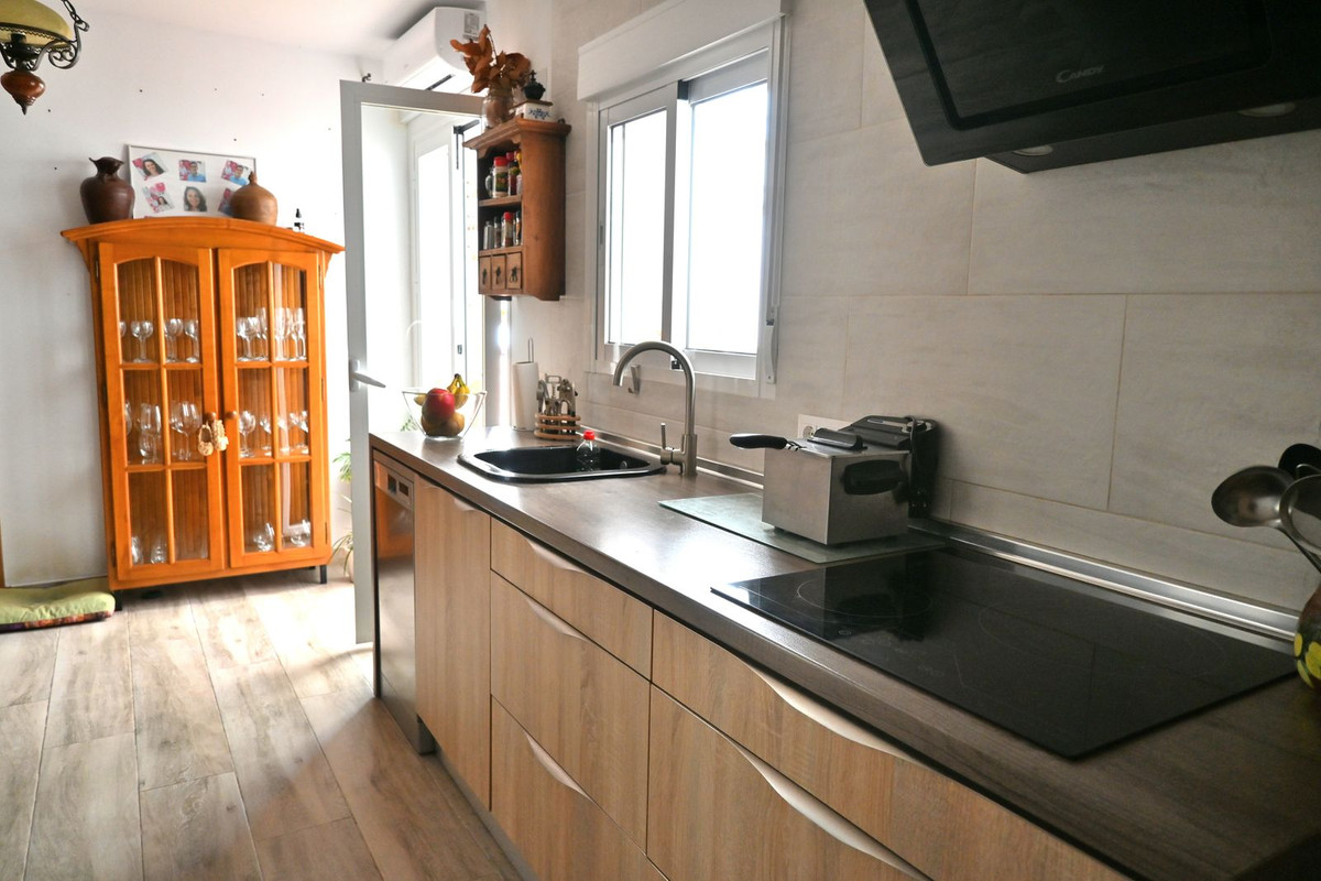 Se vende Apartamento Planta Baja de 3 dormitorios en Costa Del Sol, Málaga, España