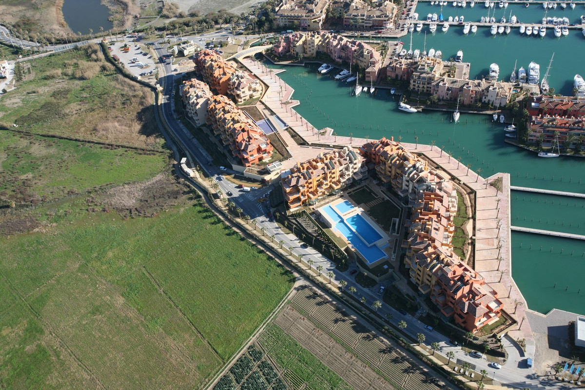 Se vende Local comercial  en Costa Del Sol, Cadiz, España