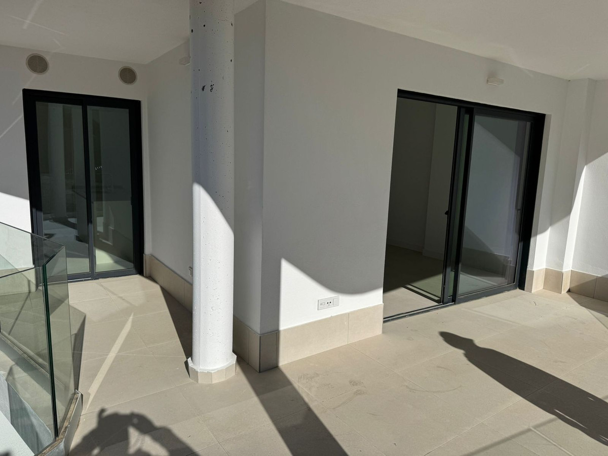 Se vende Apartamento Planta Media de 3 dormitorios en Costa Del Sol, Málaga, España