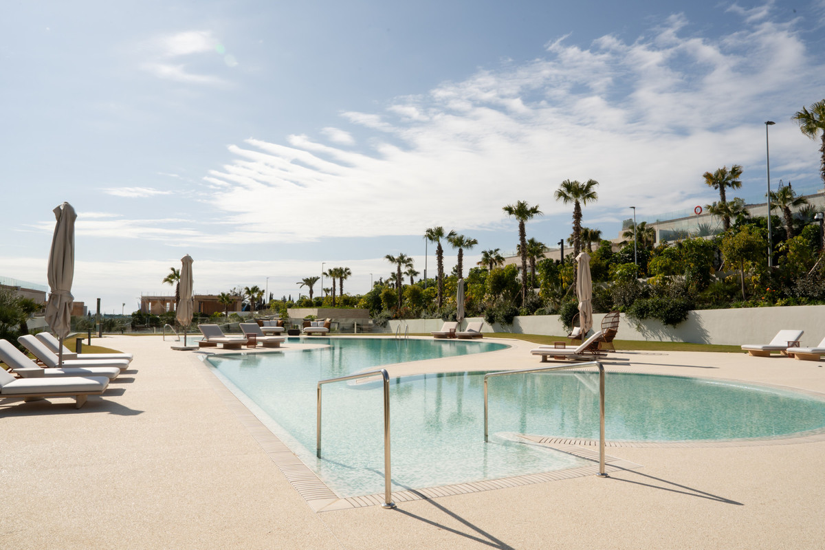 Se vende Apartamento Planta Baja de 4 dormitorios en Costa Del Sol, Málaga, España