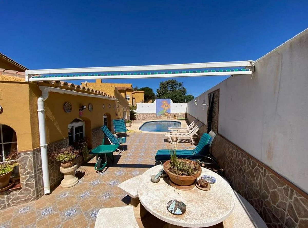3 Bed Townhouse for sale in El Faro Costa Del Sol, Málaga, Spain