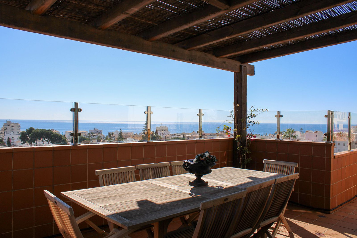 3 Bed Apartment for sale in Nerja Costa Del Sol East, Málaga, Spain