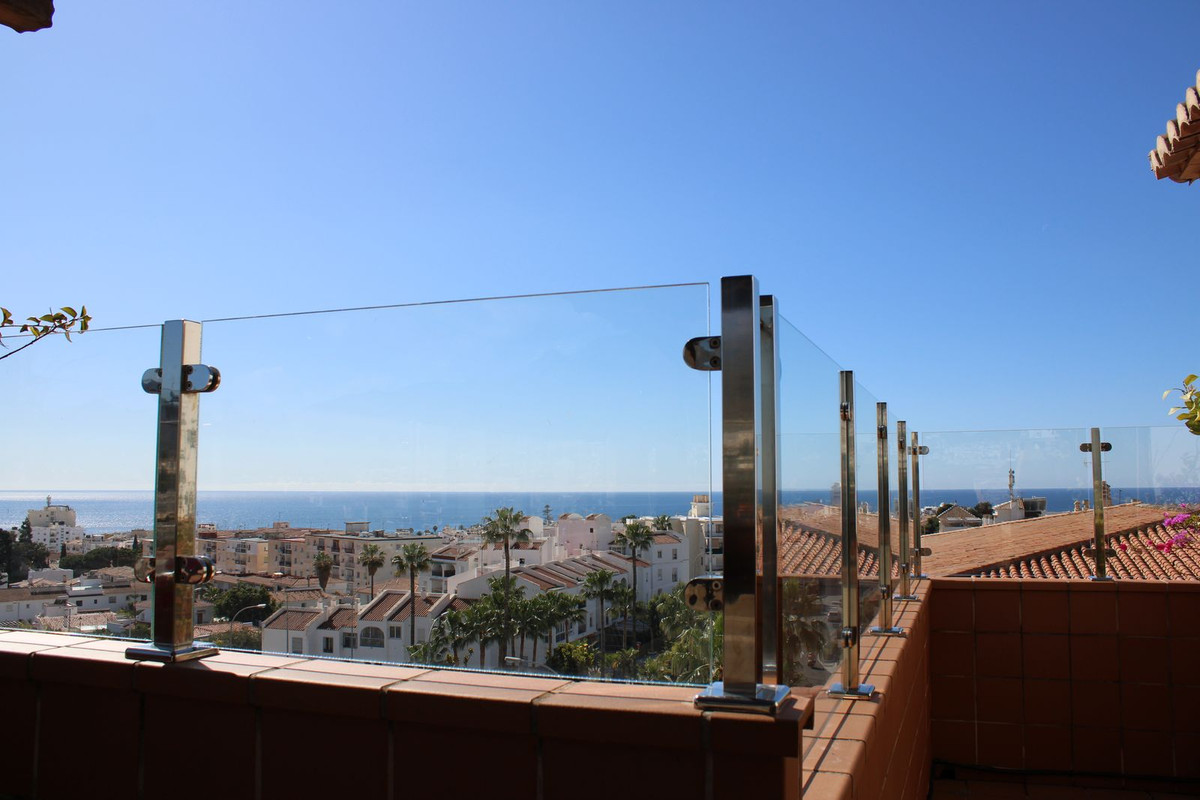 3 Bed Apartment for sale in Nerja Costa Del Sol East, Málaga, Spain