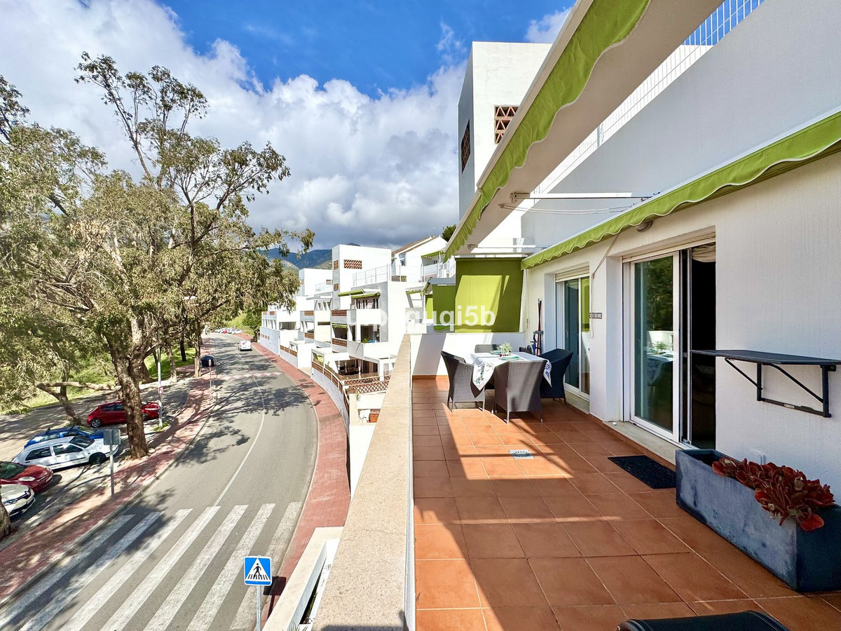 2 Bed Apartment for sale in Torrequebrada Costa Del Sol, Málaga, Spain