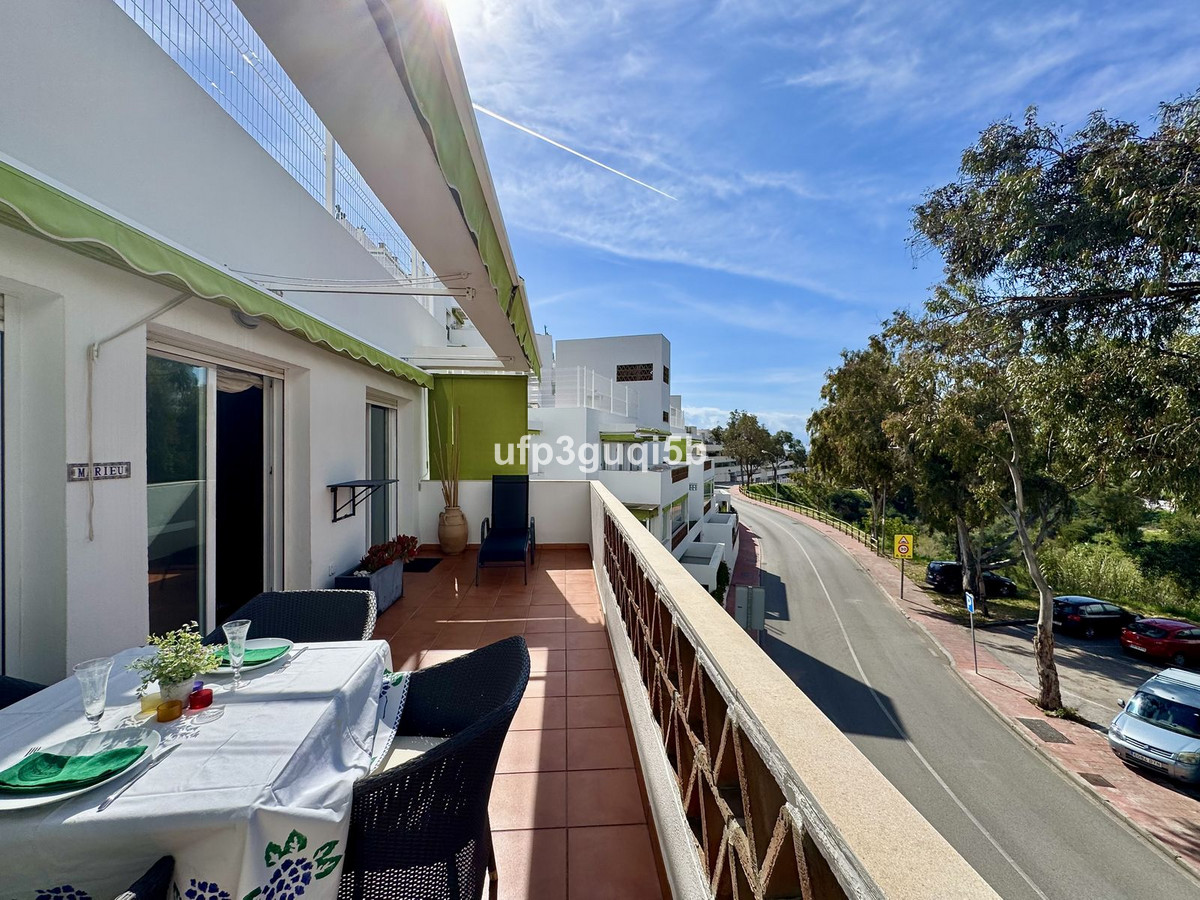 2 Bed Apartment for sale in Torrequebrada Costa Del Sol, Málaga, Spain