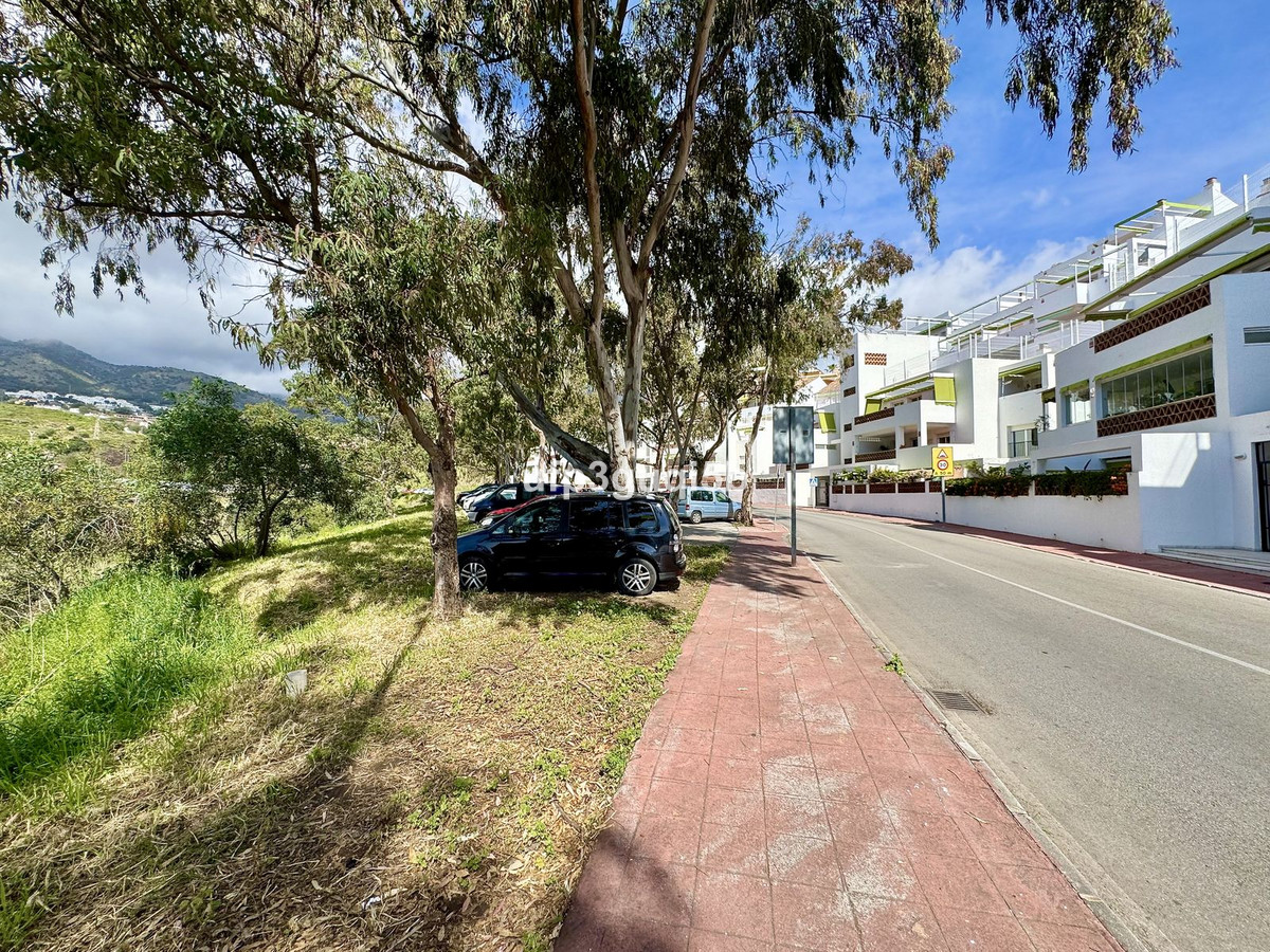 2 Bed Apartment for sale in Torrequebrada Costa Del Sol, Málaga, Spain