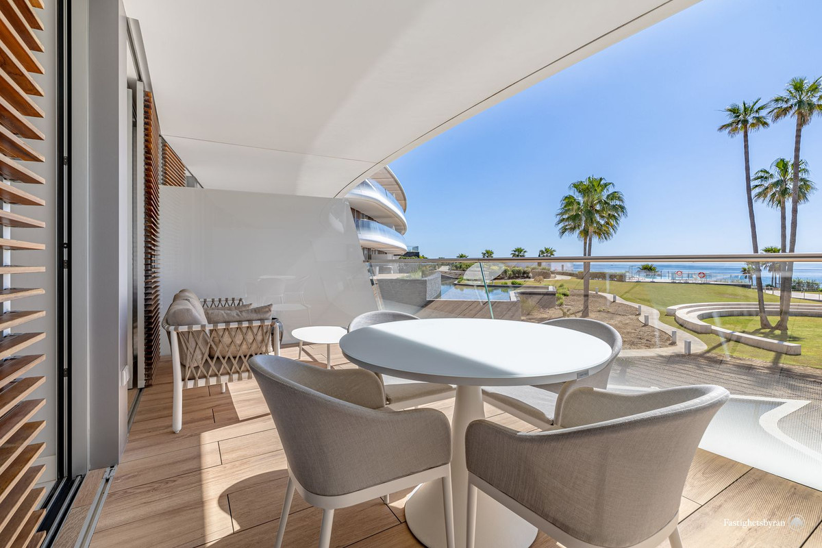 2 Bed Apartment for sale in Estepona Costa Del Sol, Málaga, Spain
