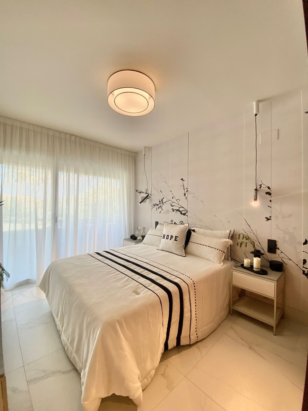 3 Bed Apartment for sale in San Pedro De Alcántara Costa Del Sol, Málaga, Spain