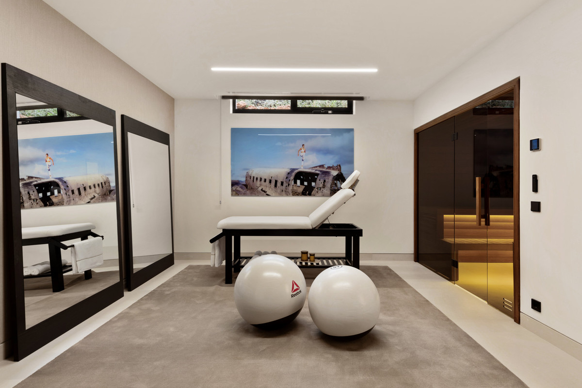 Se vende Villa - Chalet de 5 dormitorios en Costa Del Sol, Málaga, España