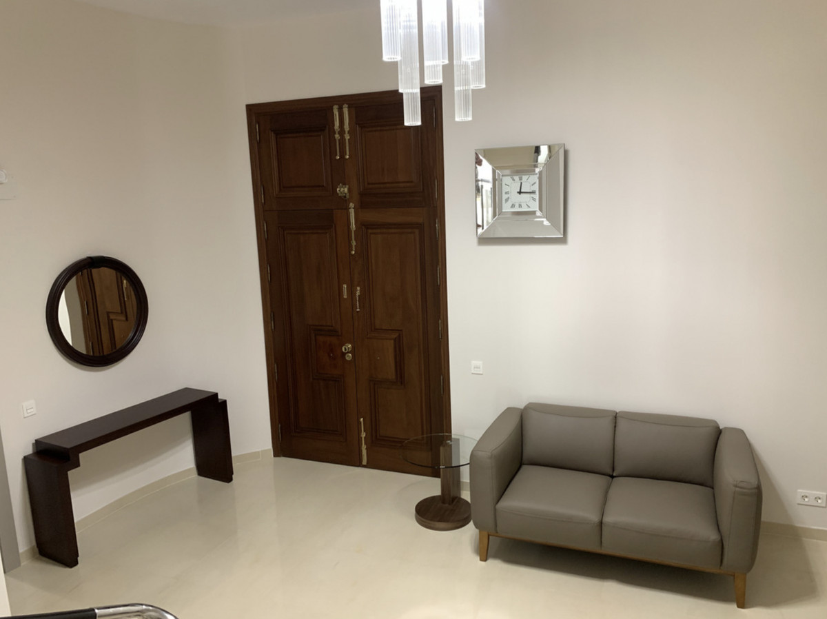 6 Bed Apartment for sale in Puerto Banús Costa Del Sol, Málaga, Spain