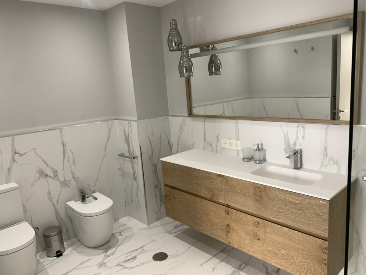 6 Bed Apartment for sale in Puerto Banús Costa Del Sol, Málaga, Spain