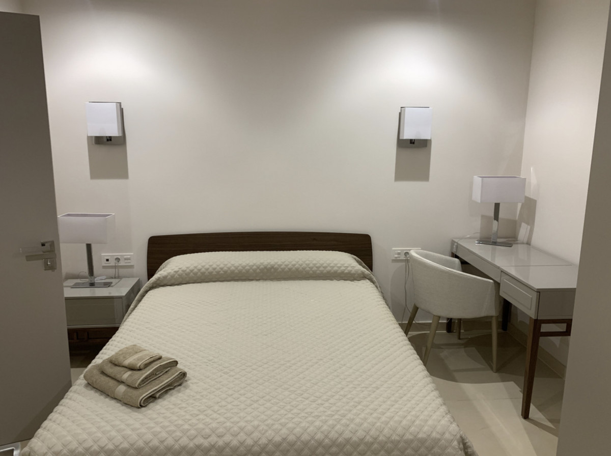 6 Bed Apartment for sale in Puerto Banús Costa Del Sol, Málaga, Spain