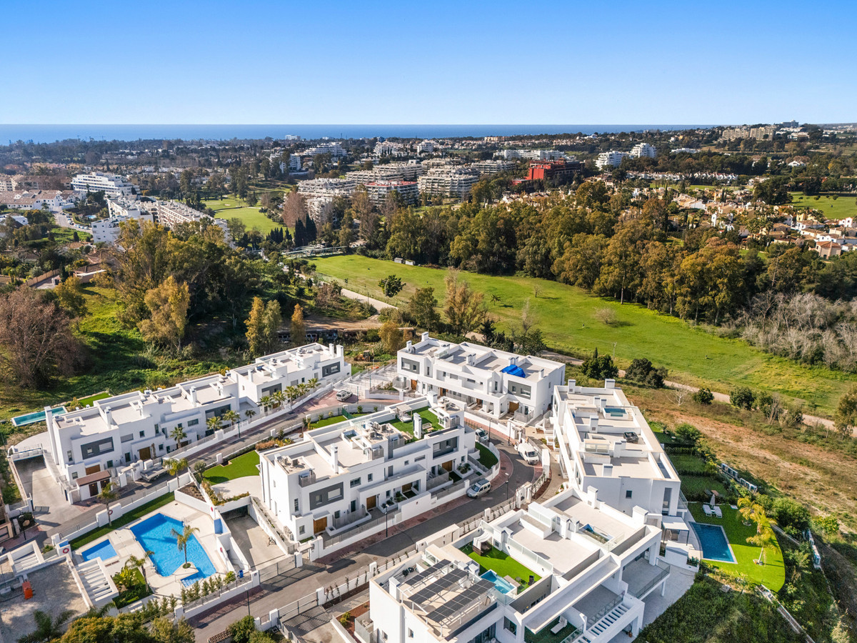 Se vende Pareada de 3 dormitorios en Costa Del Sol, Málaga, España