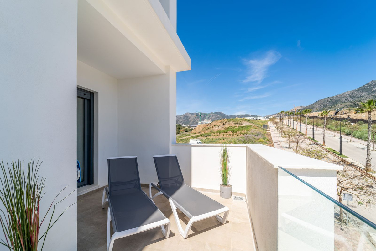 3 Bed Apartment for sale in Fuengirola Costa Del Sol, Málaga, Spain