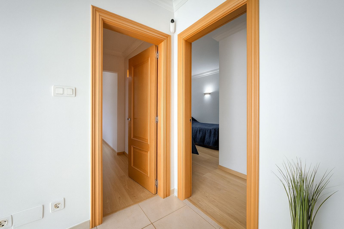 4 Bed Townhouse for sale in Cerros Del Aguila Costa Del Sol, Málaga, Spain