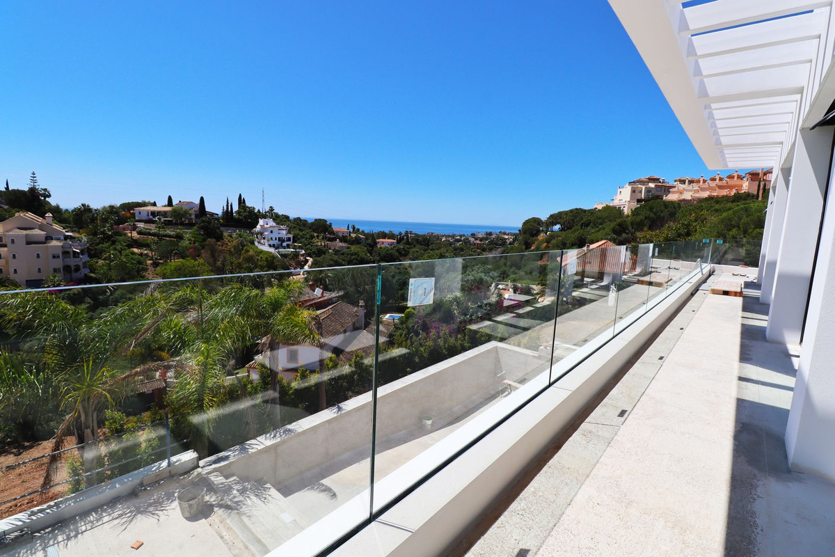 Se vende Villa - Chalet de 4 dormitorios en Costa Del Sol, Málaga, España