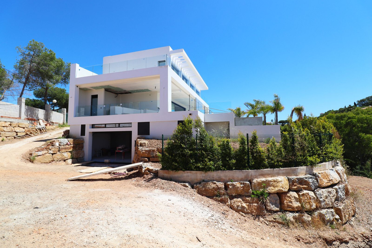 Se vende Villa - Chalet de 4 dormitorios en Costa Del Sol, Málaga, España