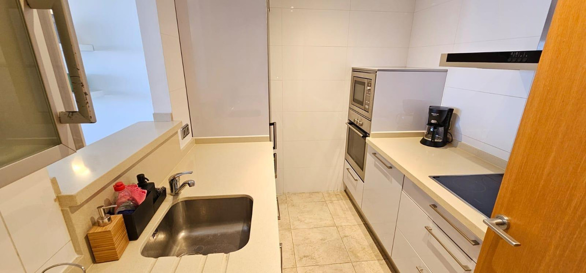 3 Bed Apartment for sale in Benalmadena Costa Del Sol, Málaga, Spain