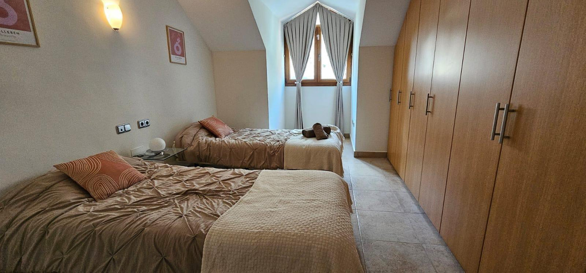 3 Bed Apartment for sale in Benalmadena Costa Del Sol, Málaga, Spain