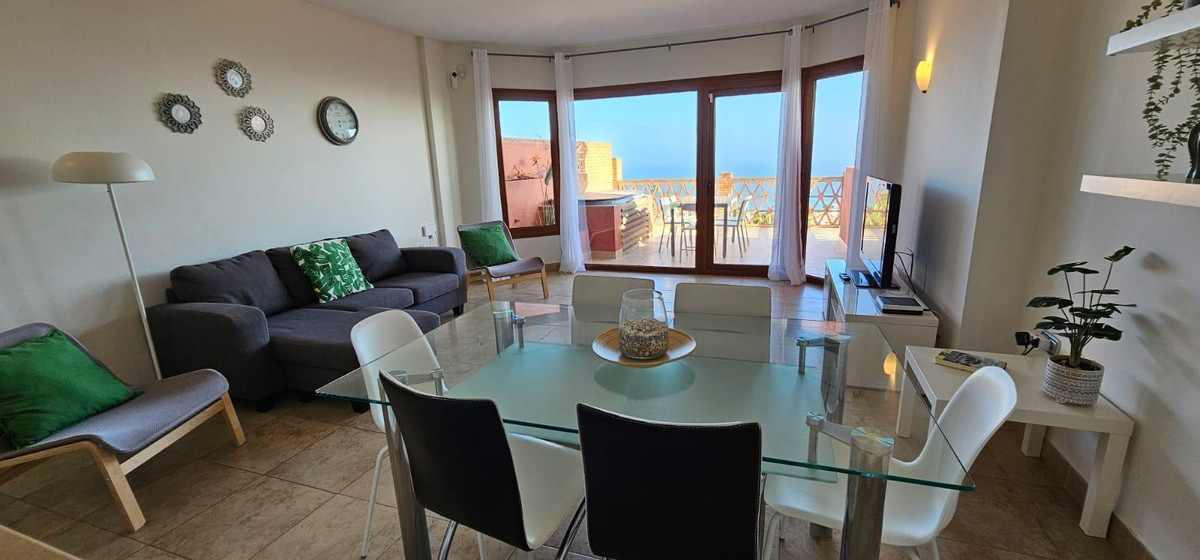 3 Bed Apartment for sale in Benalmadena Costa Del Sol, Málaga, Spain