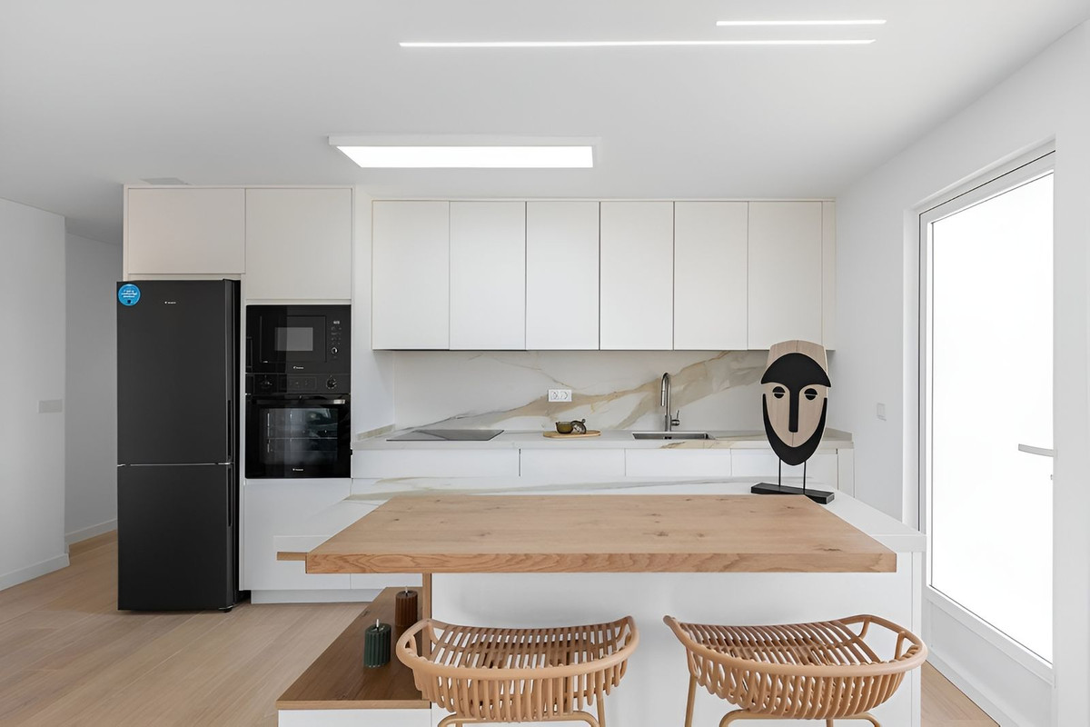 Se vende Apartamento Planta Media de 3 dormitorios en Costa Blanca, Alicante, España