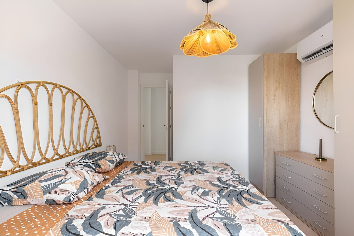 Se vende Apartamento Planta Media de 3 dormitorios en Costa Blanca, Alicante, España